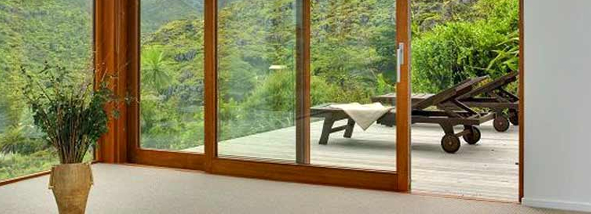 Finition de menuiserie